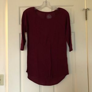 SO maroon 3/4 quarter sleeve top